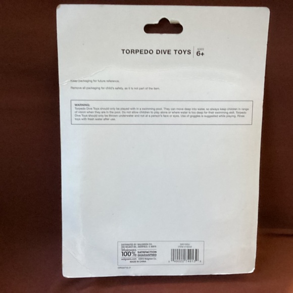 Torpedo Dive Toys Bundle 4 count/pack= 8 total NEW - Picture 9 of 11